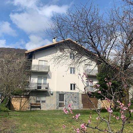 Apartamento Casa Vacanza Leonardo Chambave Exterior foto